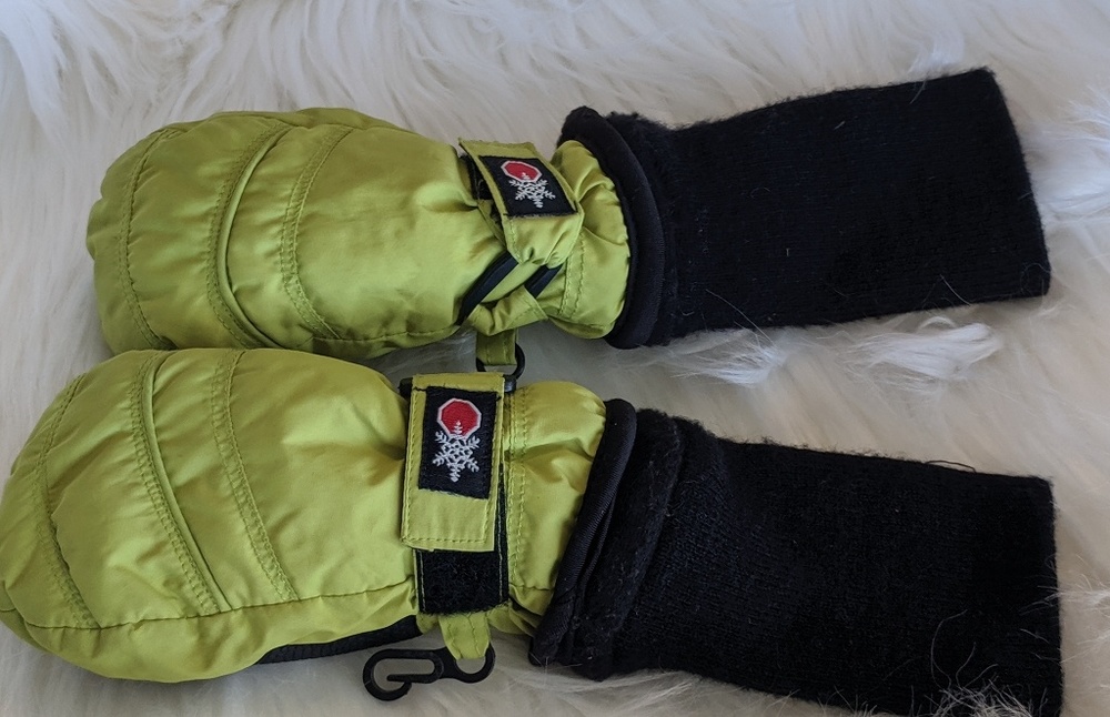 SNOWSTOPPER LIME GREEN UNISEX WATERPROOF MITTENS
